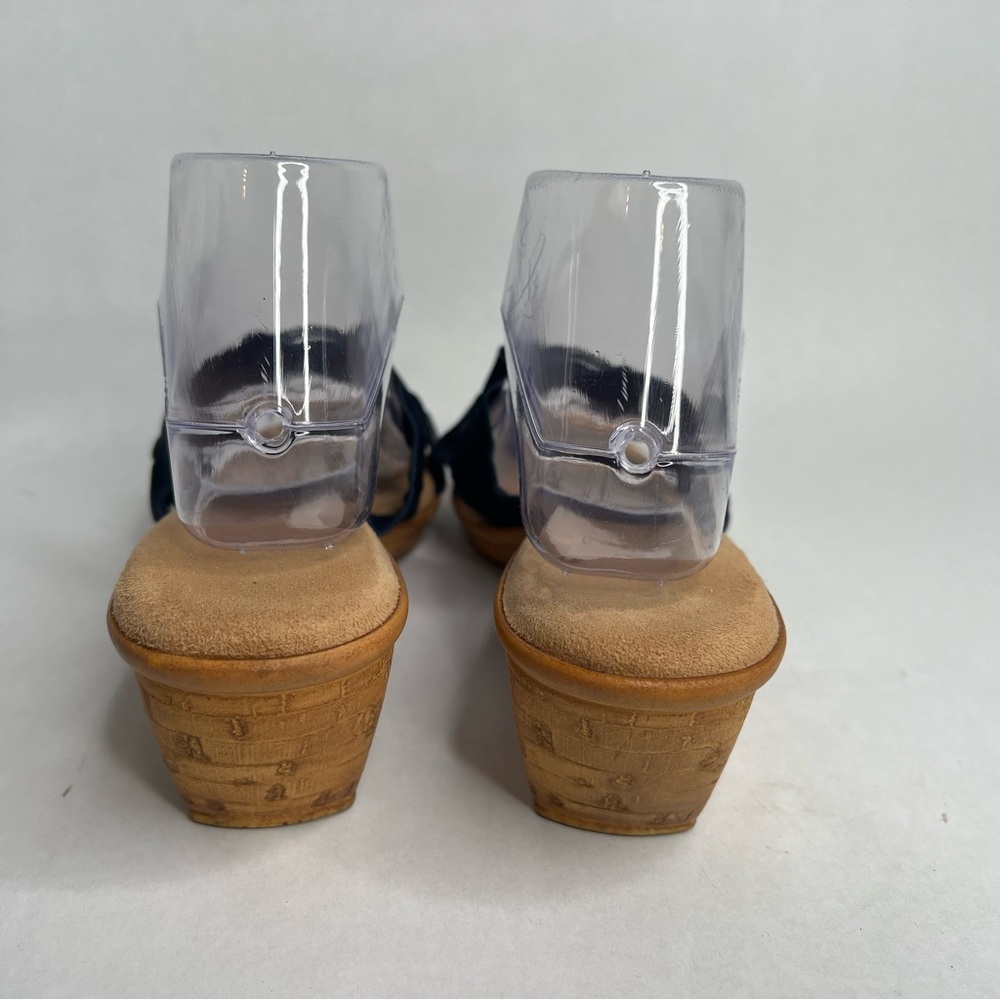 Vintage‎ ITALIAN SHOEMAKERS Navy Blue Fabric Open Toe Wedge Sandals Sz 8 - Picture 2 of 8